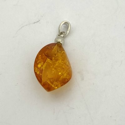 Amber Pendent